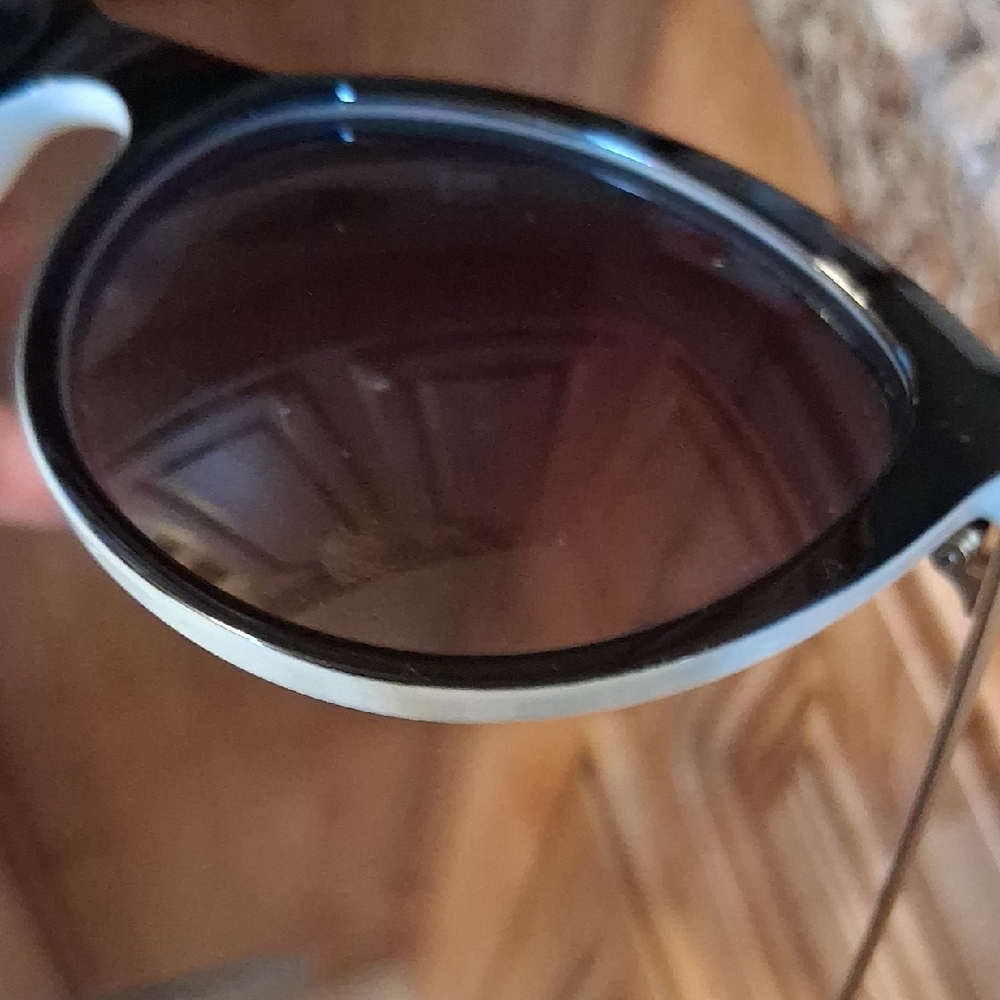 Christian Siriano Black and White Cat-Eye Sunglasses - Picture 6 of 6